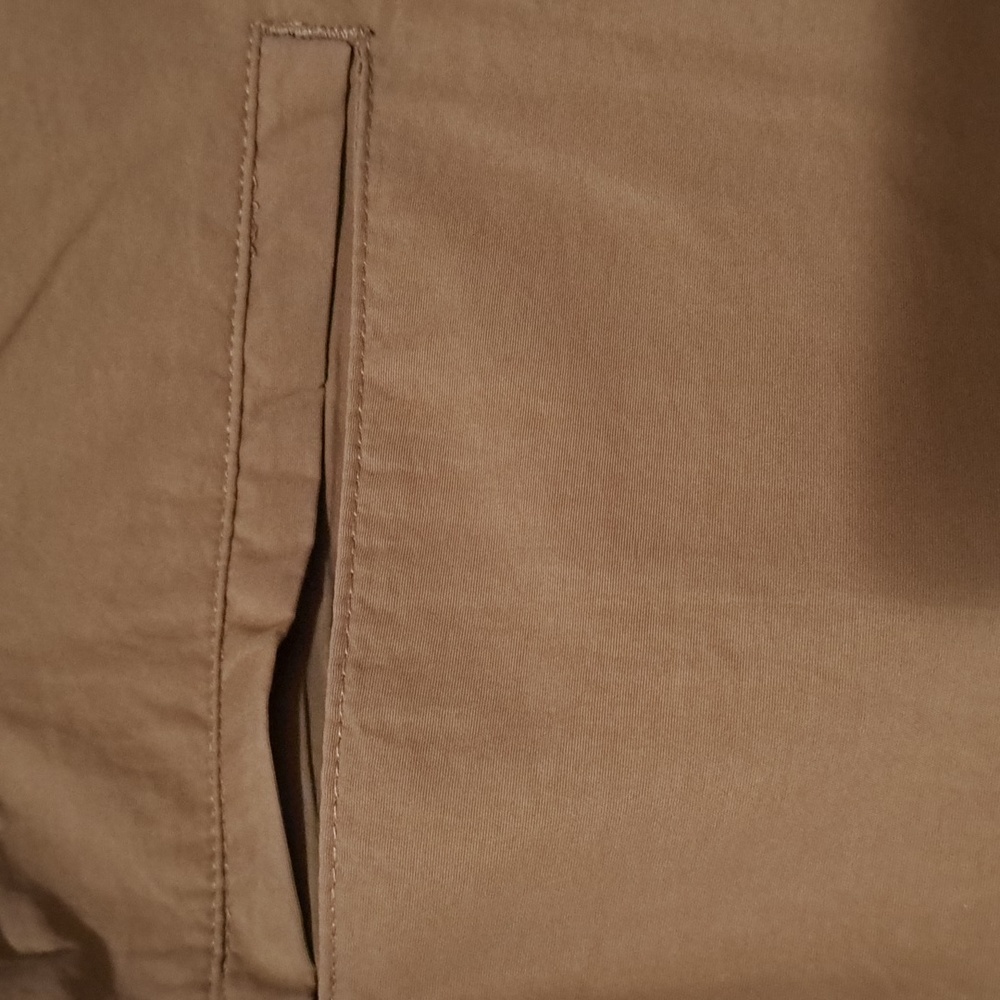RedHead Men's Brown Cargo Shorts.  Size 36. - Picture 7 of 8
